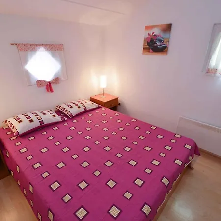 2 Bedroom Amazing In アパート *