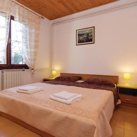 2 Bedroom Amazing In *