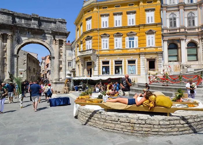 Appartement 2 Bedroom Amazing In