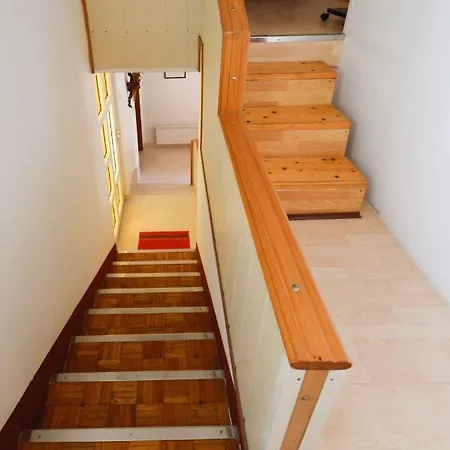 2 Bedroom Gorgeous In Apartamento *