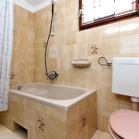 Apartamento 2 Bedroom Gorgeous In *