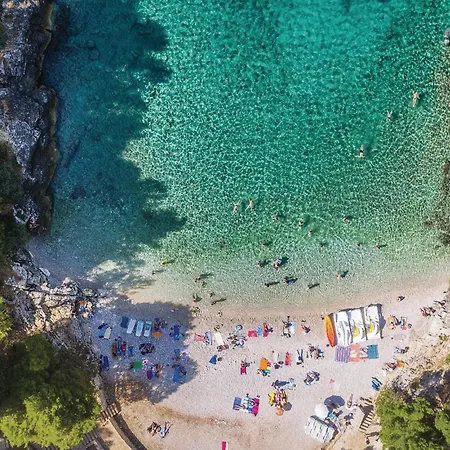 2 Bedroom Gorgeous In * Pula
