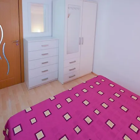 Apartamento 2 Bedroom Gorgeous In *