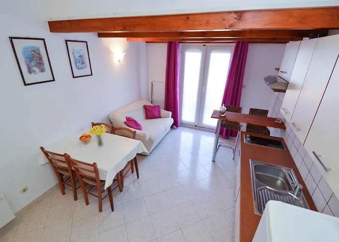 2 Bedroom Amazing In * Пула