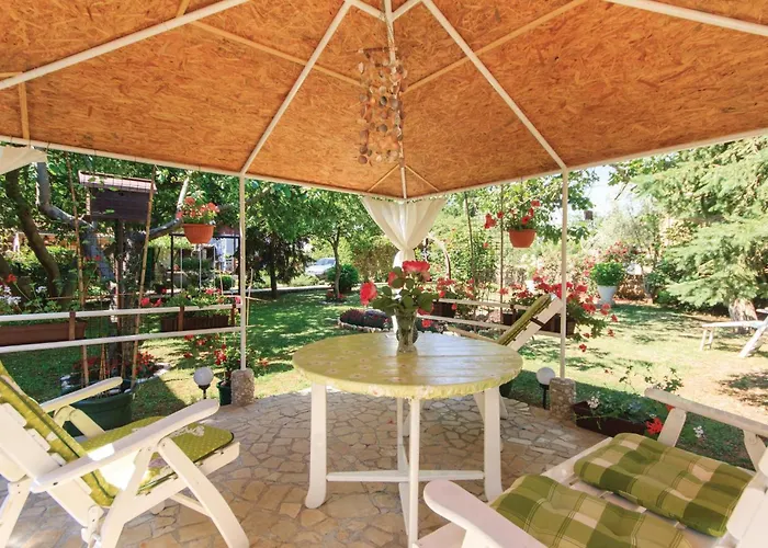 Apartman 2 Bedroom Amazing In *